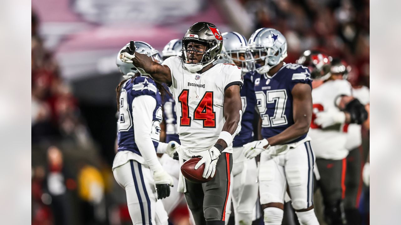 PHOTOS: Bucs beat the Dallas Cowboys 17-15 in 2019 preseason finale