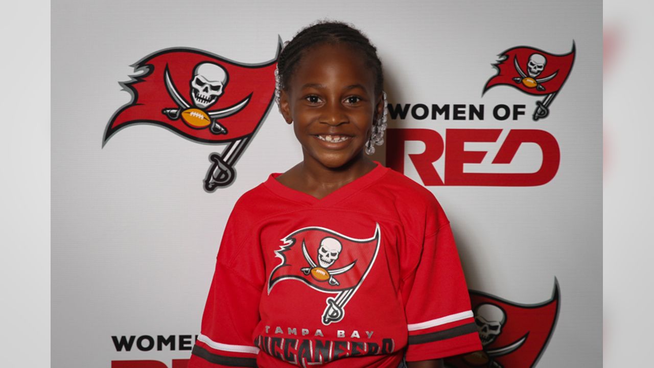 Bucs' annual Women of RED preseason party attracts nearly 2,000