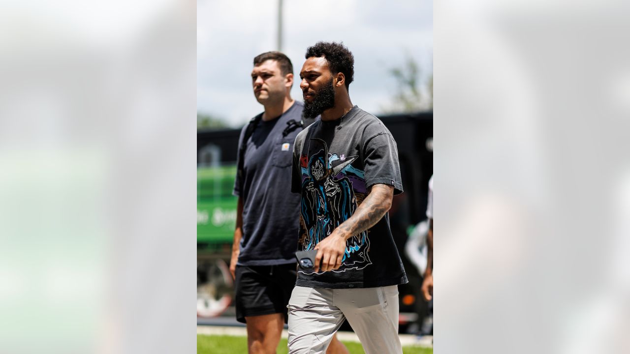 Tampa Bay Buccaneers quarterback Kaylan Wiggins throws a pass during the NFL  football team's rookie training minicamp, Friday, May 12, 2023, in Tampa,  Fla. (AP Photo/Chris O'Meara Stock Photo - Alamy