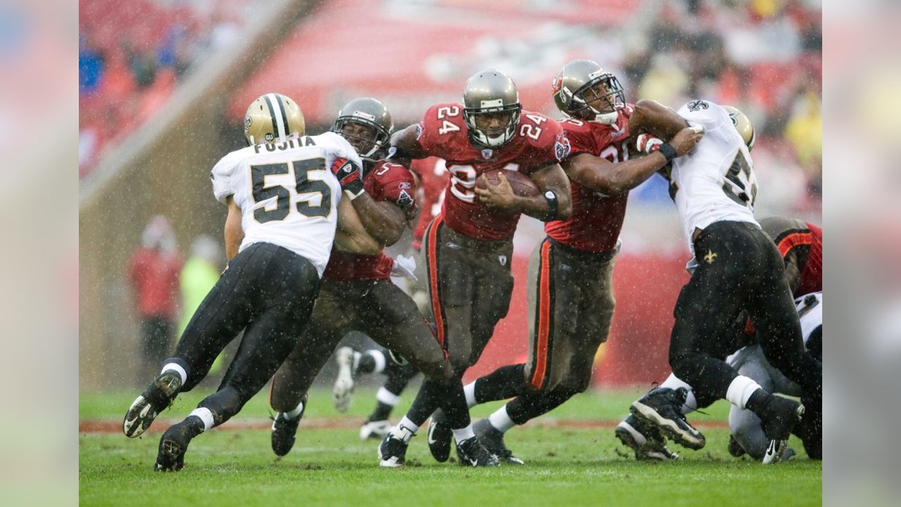 08 NOV 2009: 1979 Tampa Bay Buccaneers starting linebackers Cecil