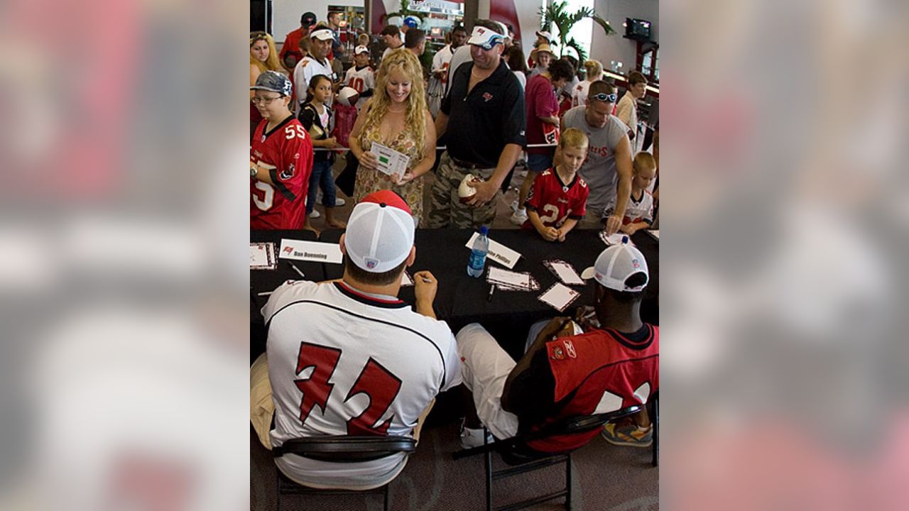 Buccaneers FanFest