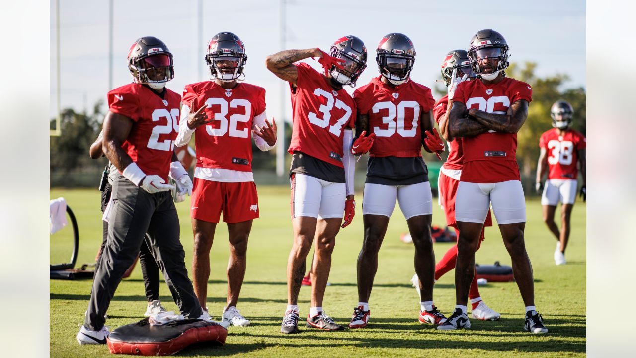 8,297 Tampa Bay Buccaneers Training Camp Stock Photos, High-Res Pictures,  and Images - Getty Images