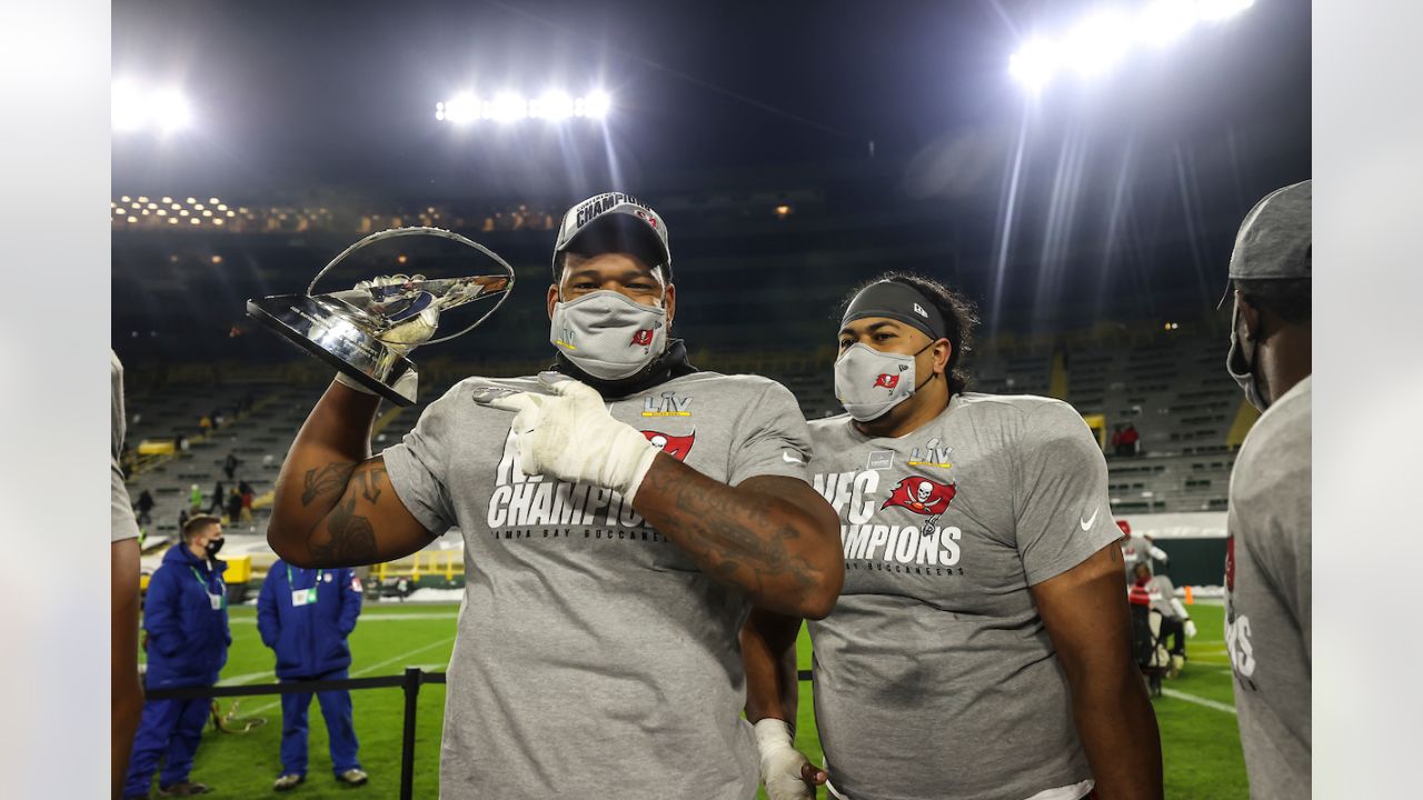 PHOTOS: Bucs Celebrate NFC Championship Win & Trophy Presentation