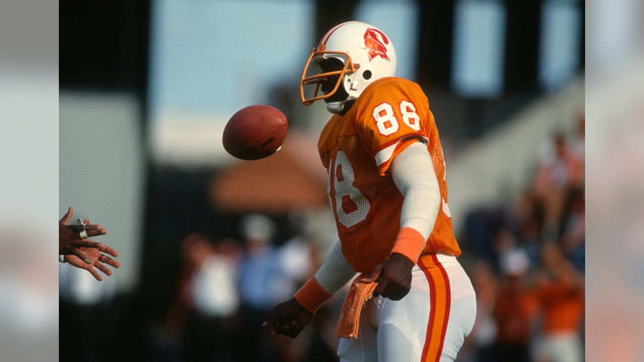 Jimmie Giles, Jr. #88 - Tampa Bay Buccaneers Fanatical Fan Player