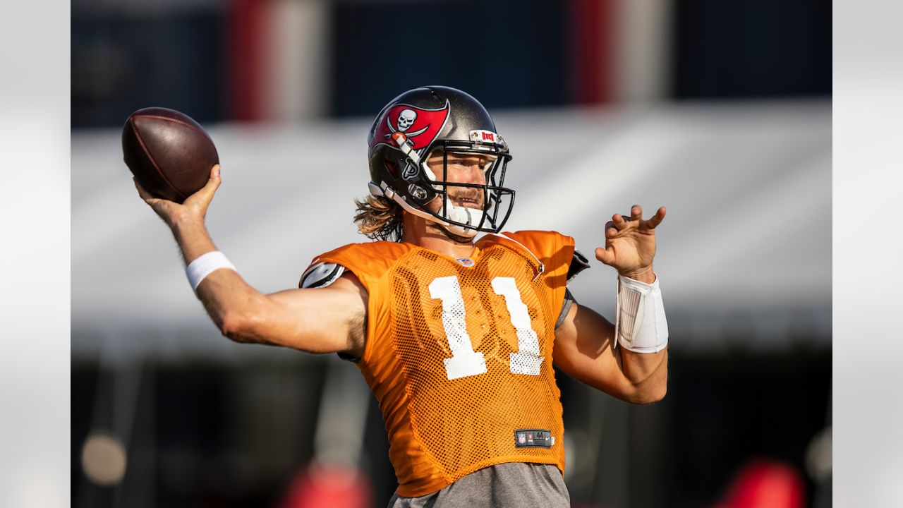 TAMPA, FL - JUL 26: Alex Cappa (65) goes thru a drill during the Tampa Bay  Buccaneers Training Camp on July 26, 2021 at the AdventHealth Training  Center at One Buccaneer Place