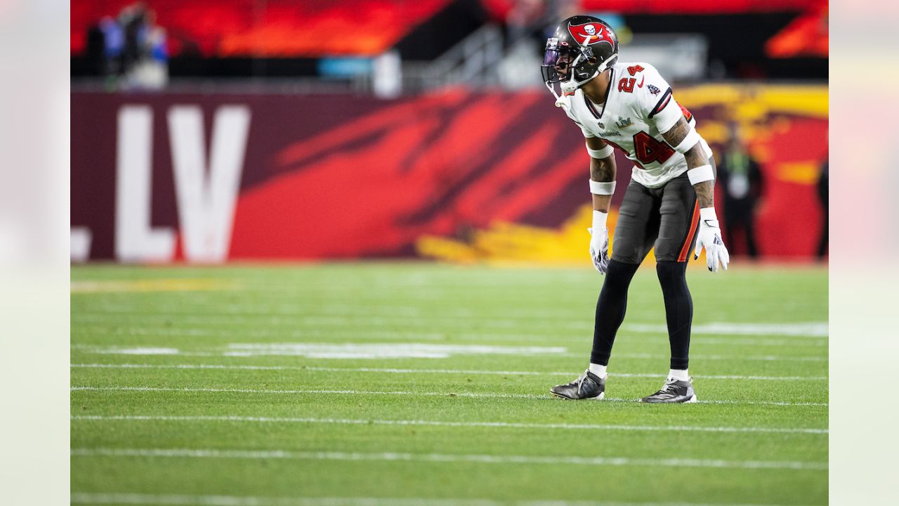 Tampa Bay Buccaneers inside linebacker Kevin Minter (51) in action during  an NFL wild-card playoff football game against the Washington Football  Team, Saturday, Jan. 9, 2021 in Landover, Md. (AP Photo/Daniel Kucin