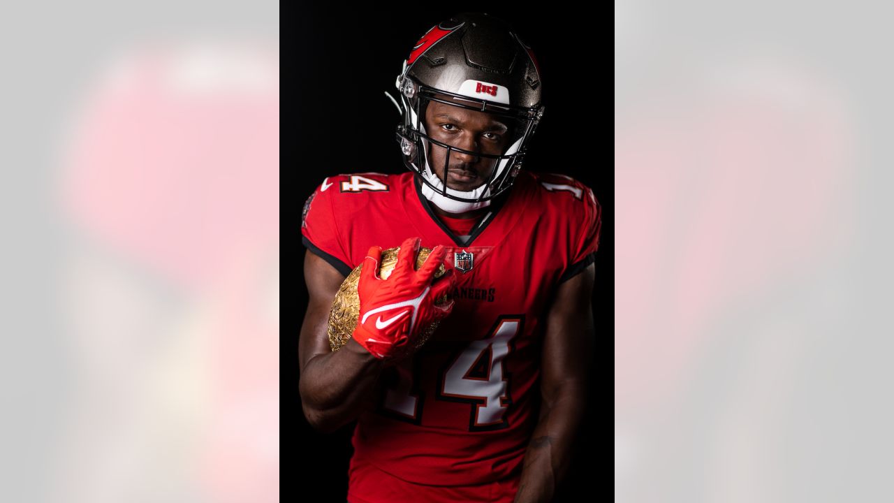 Photos from Bucs Media Day