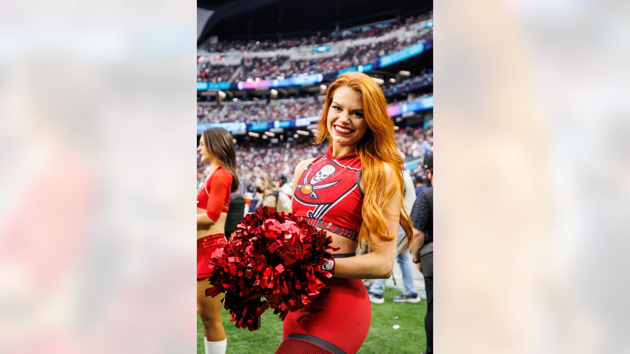 Pro Bowl Talyn Of The Tampa Bay Buccaneers – Ultimate Cheerleaders