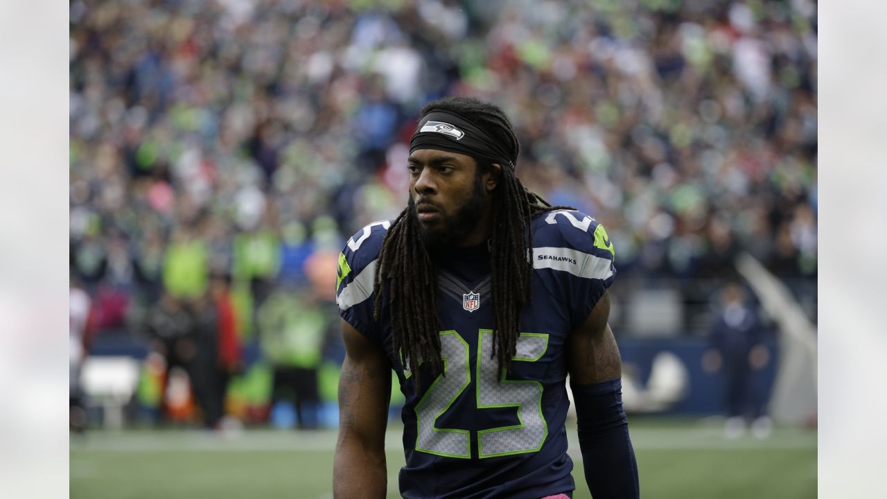Why former Seahawks, 49ers CB Richard Sherman visiting with Buccaneers -  Field Gulls