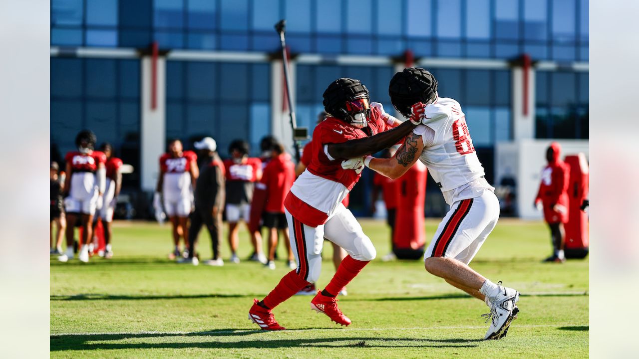 Tampa, Florida, USA, July 31, 2023, Tampa Bay Buccaneers player Cade Otton  #88 during a Training Camp at Advent Health Training Center . (Photo  Credit: Marty Jean-Louis/Alamy Live News Stock Photo - Alamy