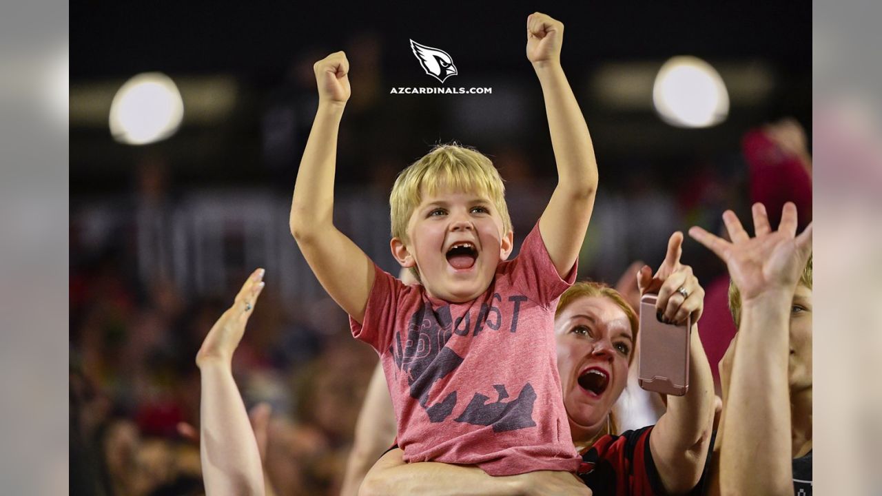 Arizona Cardinals Vs. Philadelphia Eagles. Fans Support On NFL Game.  Silhouette Of Supporters, Big Screen With Two Rivals In Background. Stock  Photo, Picture and Royalty Free Image. Image 151160736.