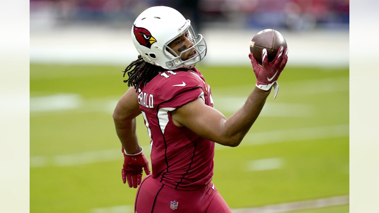 Arizona Cardinals' Larry Fitzgerald excels by adapting