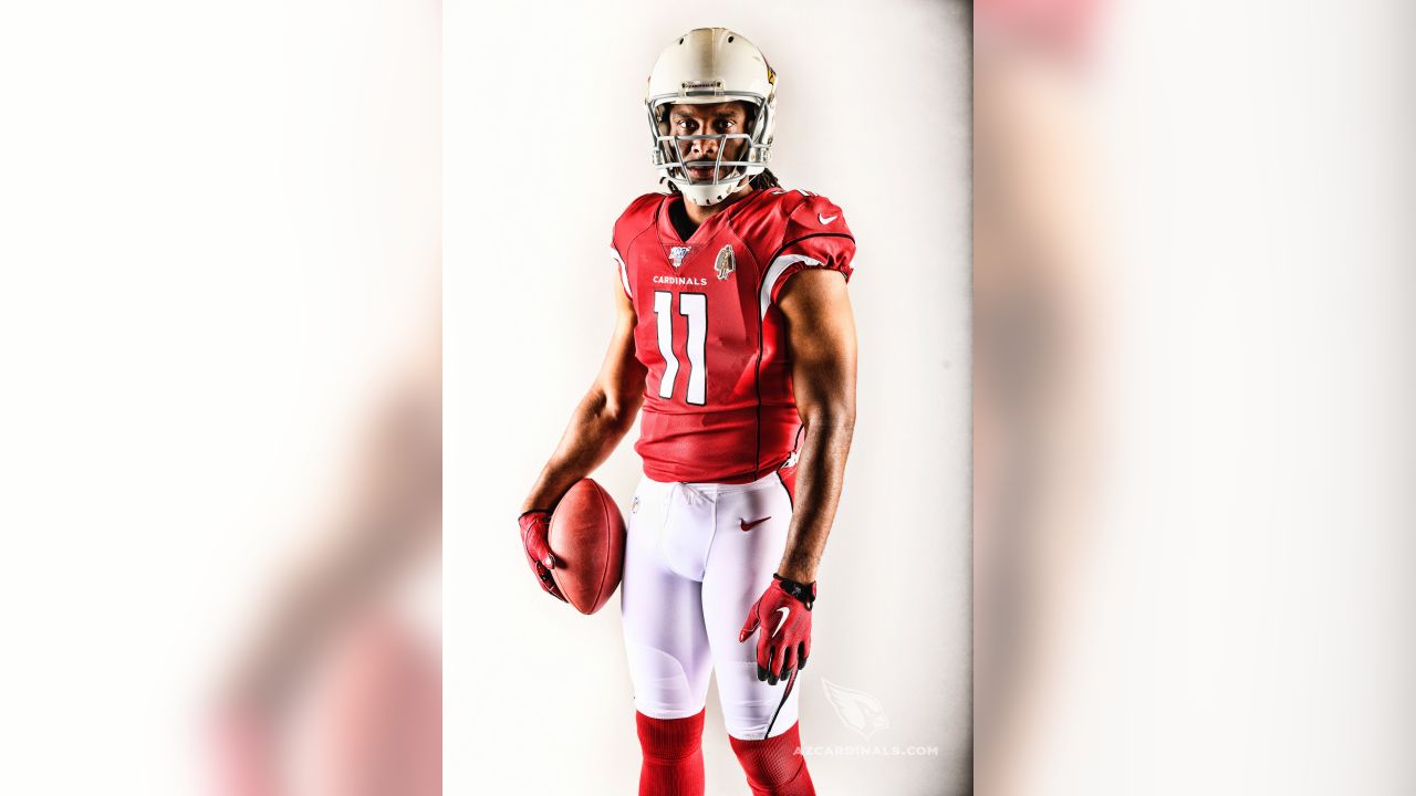 The Cardinals uniforms are okay right now, but man I wish they would either  do a throwback or new version of this white one 🔥 : r/AZCardinals