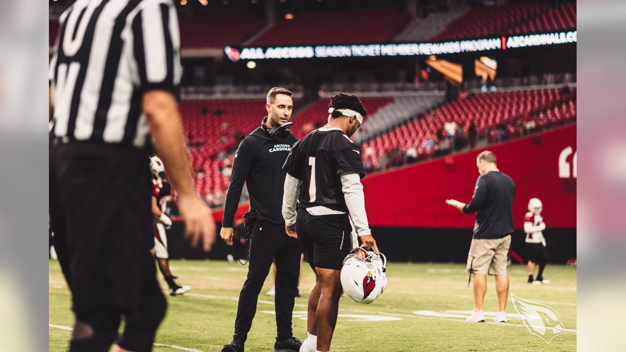 Arizona Cardinals wide receiver KeeSean Johnson warms up before an NFL  football game, against the New England Patriots Sunday, Nov. 29, 2020, in  Foxborough, Mass. (AP Photo/Charles Krupa Stock Photo - Alamy