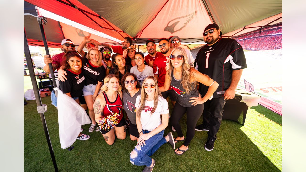 PHOTOS: Fan Friday - Week 3 vs. Cowboys