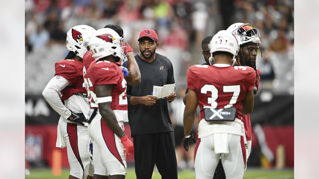 Zaven Collins: Arizona Cardinals LB 'excited' about teammates, earning spot