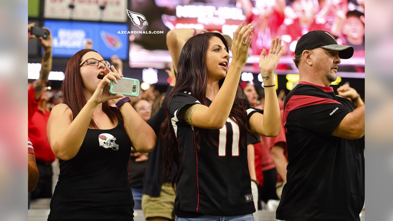 Arizona Cardinals, BetMGM focusing on the experience for growing number of  female fans