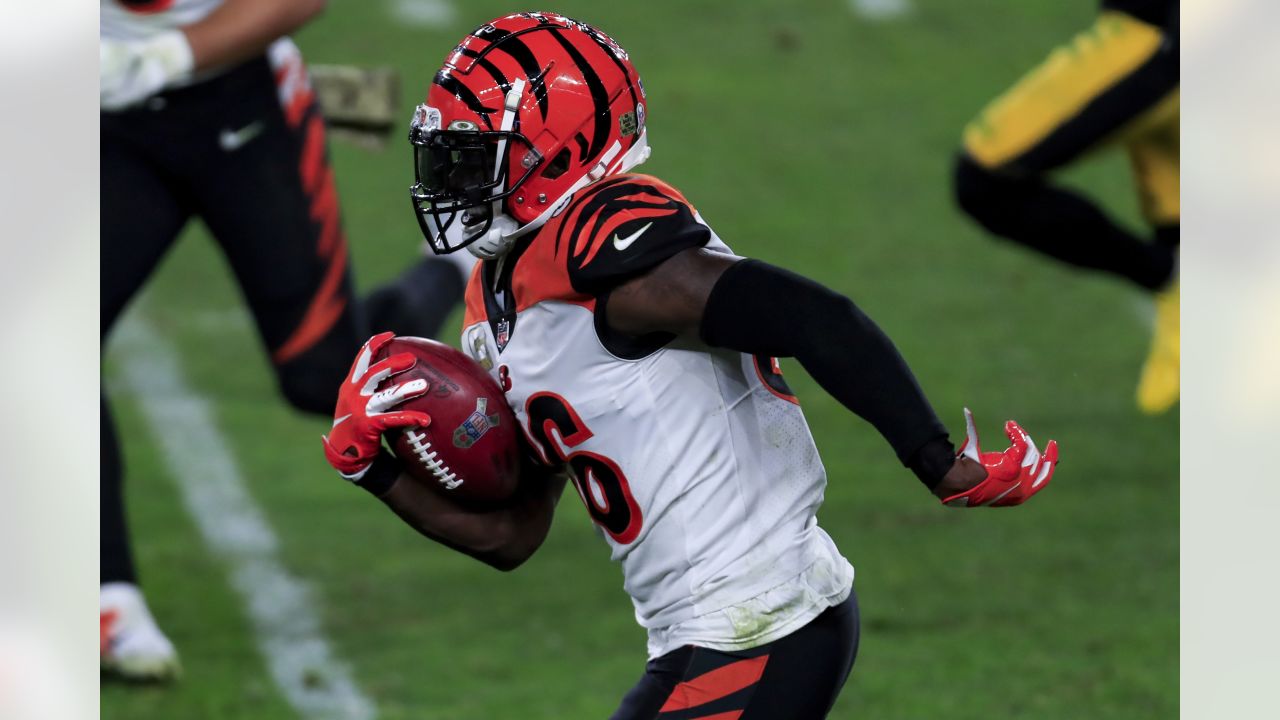 September 26, 2021 - Jacksonville, FL, U.S: Arizona Cardinals safety Chris  Banjo (31) during 1st hal