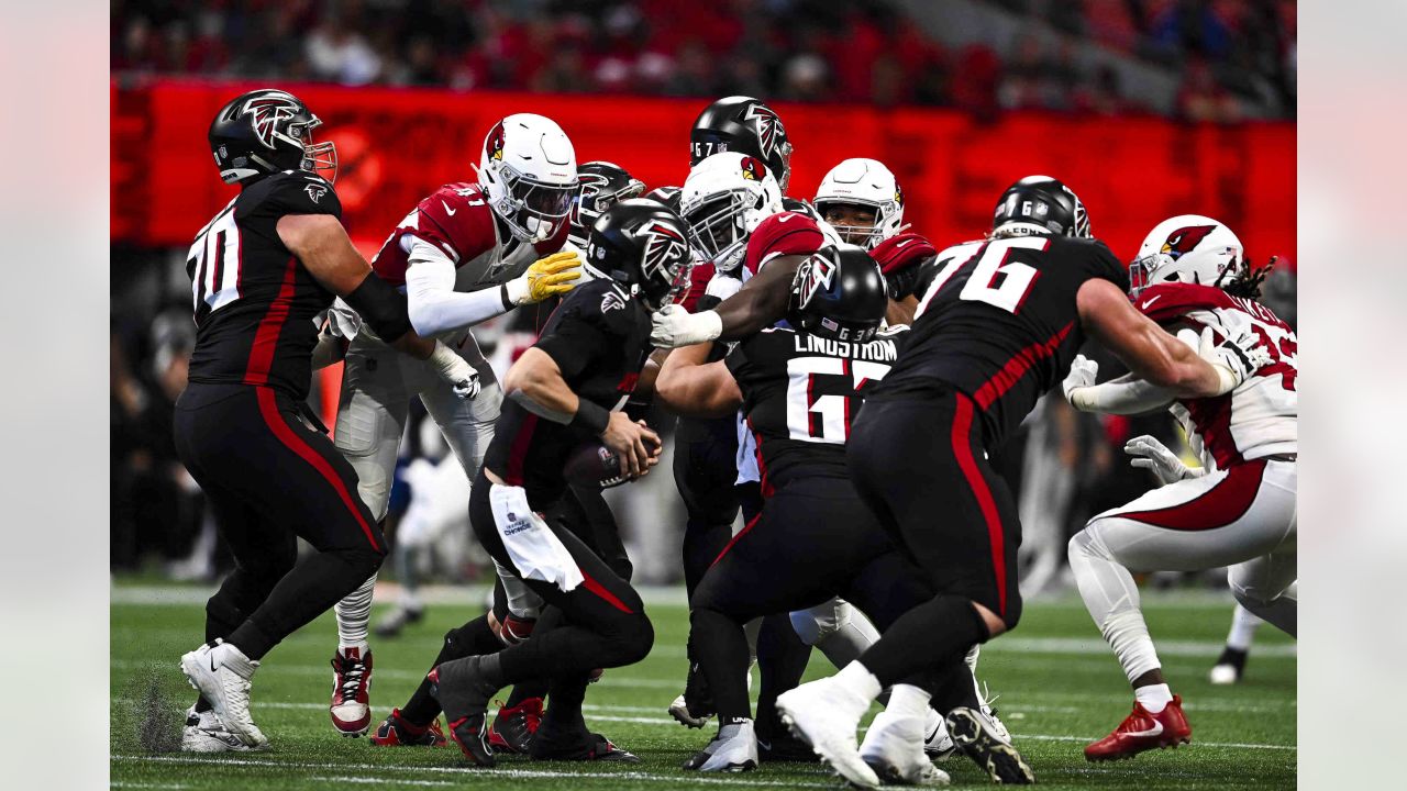 GAME PHOTOS: Week 17 - Cardinals At Falcons