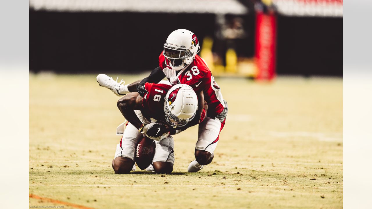 Arizona Cardinals linebacker Isaiah Simmons (9) reacts during an NFL  football game against the San Francisco 49ers, Sunday, Jan.8, 2023, in  Santa Clara, Calif. (AP Photo/Scot Tucker Stock Photo - Alamy