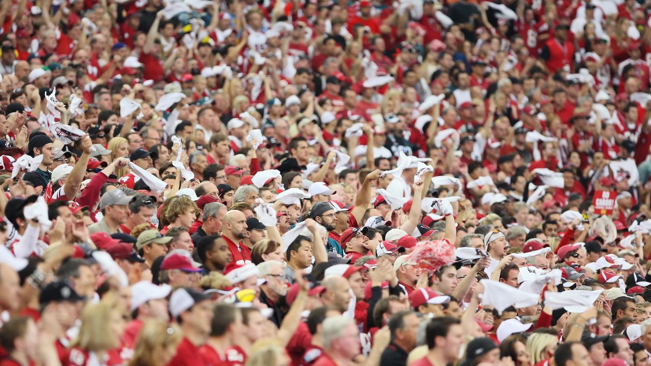 Crowd noise forcing Arizona Cardinals' opponents into mistakes