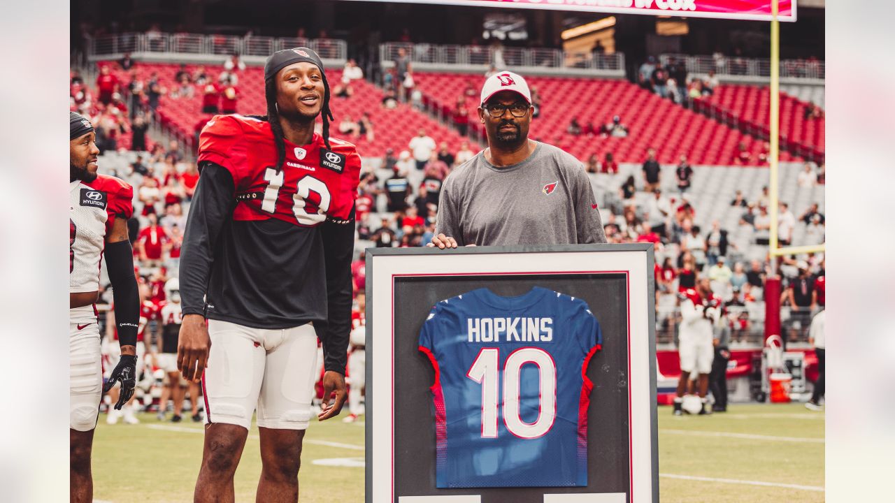 Cardinals WR Coach Shawn Jefferson Had Funny Reaction to his son