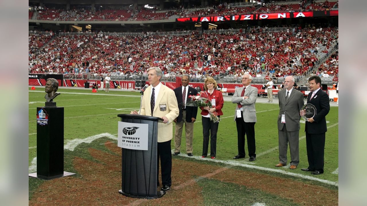 LOOK: The 18 members of the Arizona Cardinals Ring of Honor