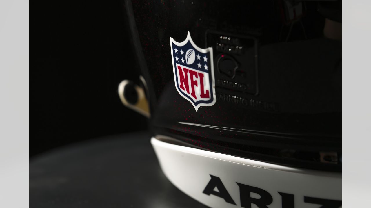 The Arizona Cardinals have unveiled a new alternate helmet to be worn in  three games during the 2022 season. The helmet will be gloss…