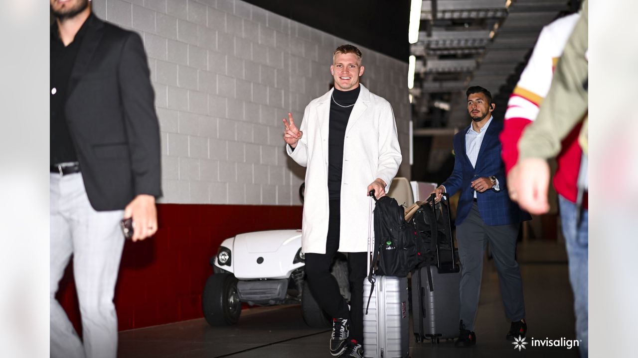 Landover, United States. 10th Sep, 2023. Washington Commanders CB Benjamin  St-Juste (25) taking the field during pregame introductions at the home  opener (week one) against the Arizona Cardinals on September 10 2023