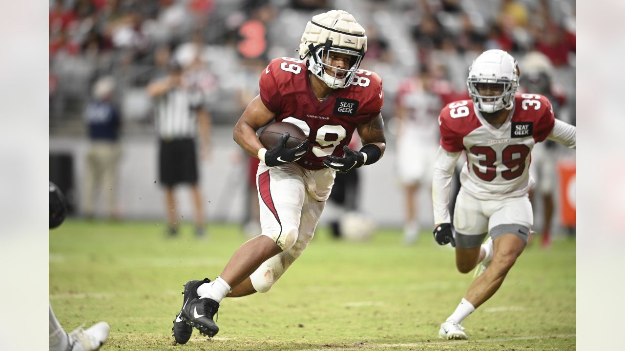 Arizona Cardinals tight end Stephen Anderson (89) walks off the