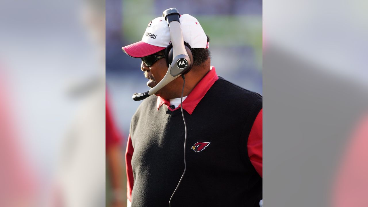 NFL notes: Former coach Dennis Green dies at 67