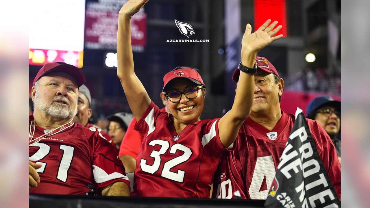 GALLERY: Sights From The Cardinals Tailgate