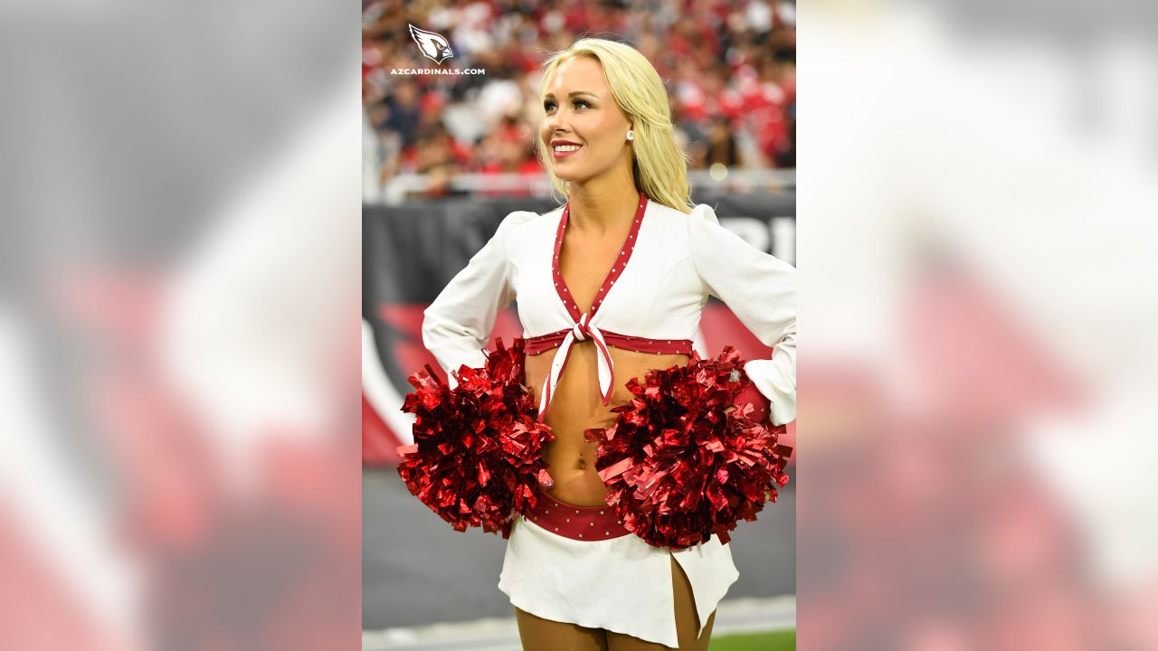 Meet Davis, the 2020 Cardinals Pro Bowl Cheerleader!