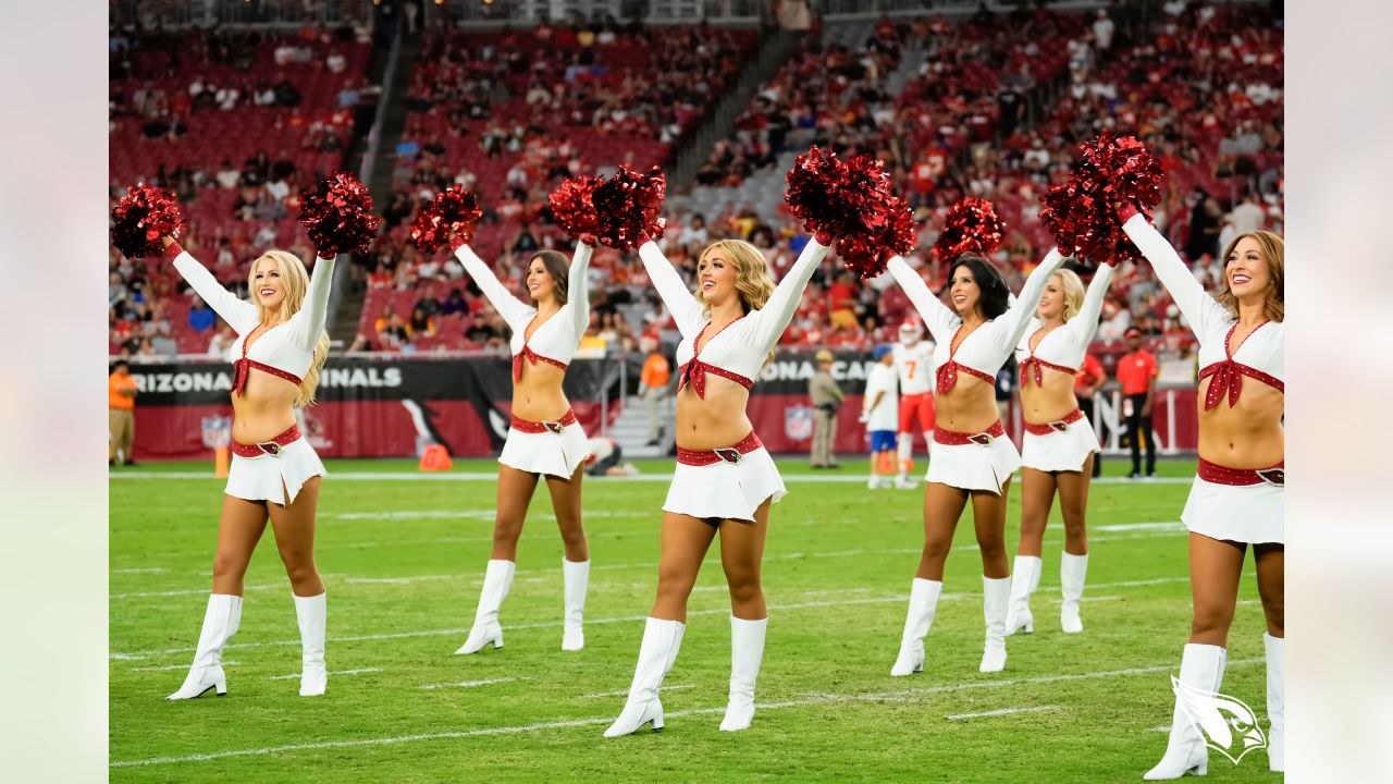 Kansas City Chiefs Cheerleaders Photos from Preseason Week 3