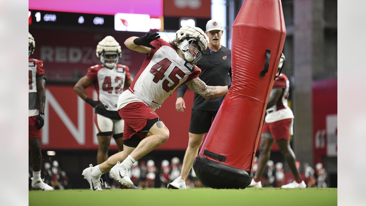 Arizona Cardinals center Rodney Hudson (61) during the first half of an NFL  football game against the Las Vegas Raiders, Sunday, Sept. 18, 2022, in Las  Vegas. (AP Photo/Rick Scuteri Stock Photo - Alamy