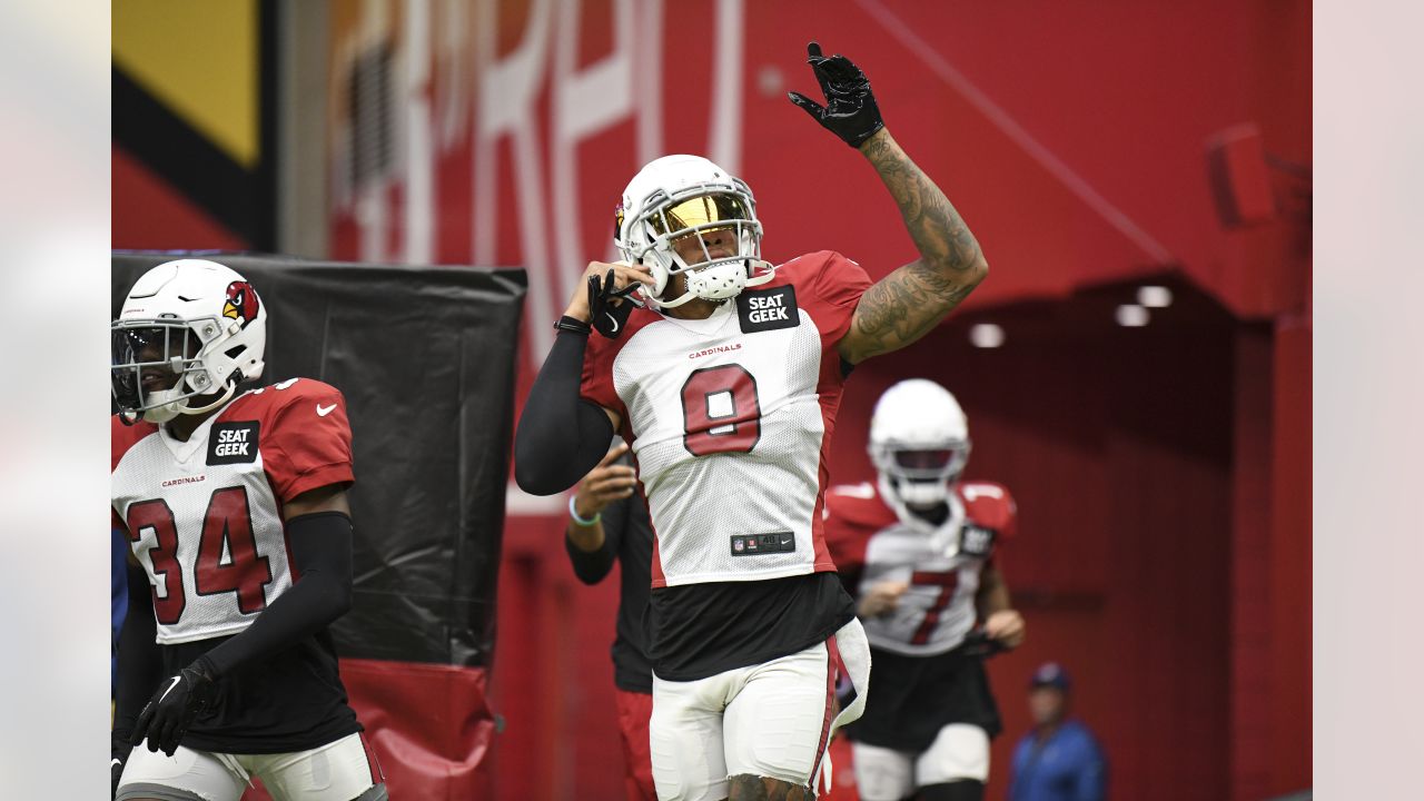 NFL Analyst Believes Arizona Cardinals' Zaven Collins Has Big Year