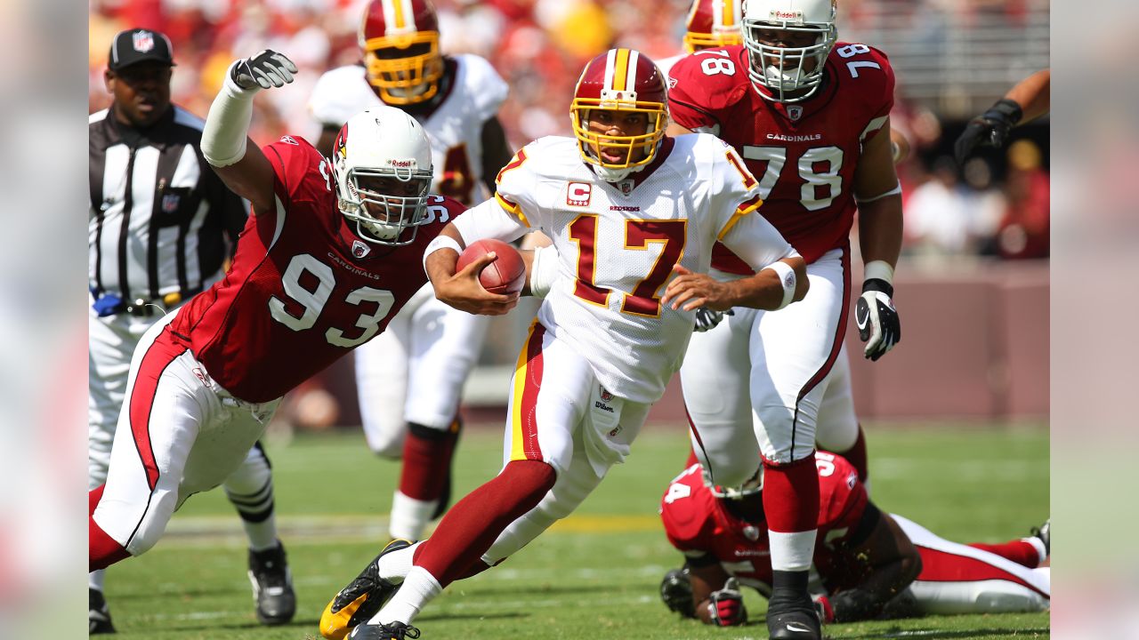 Arizona Cardinals outside linebacker Chandler Jones celebrates during an  NFL football game against the Seattle Seahawks, Sunday, Nov. 21, 2021, in  Seattle. The Cardinals won 23-13. (AP Photo/Ben VanHouten Stock Photo -  Alamy