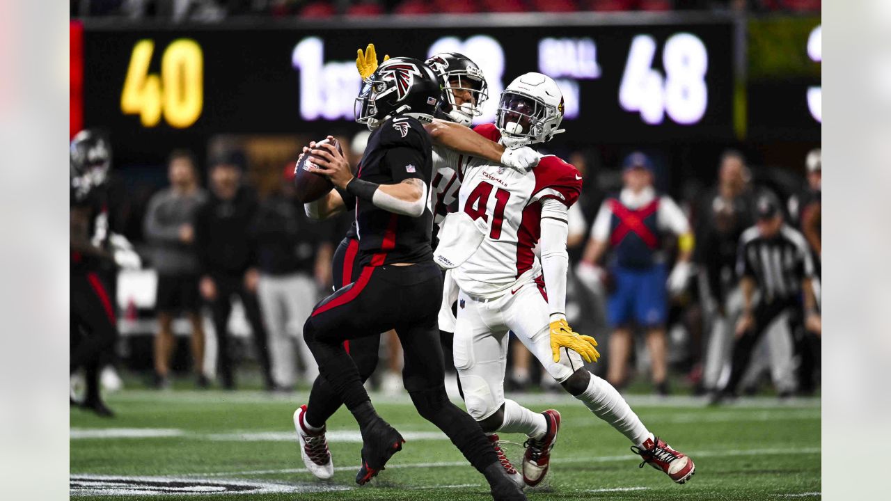 GAME PHOTOS: Week 17 - Cardinals At Falcons