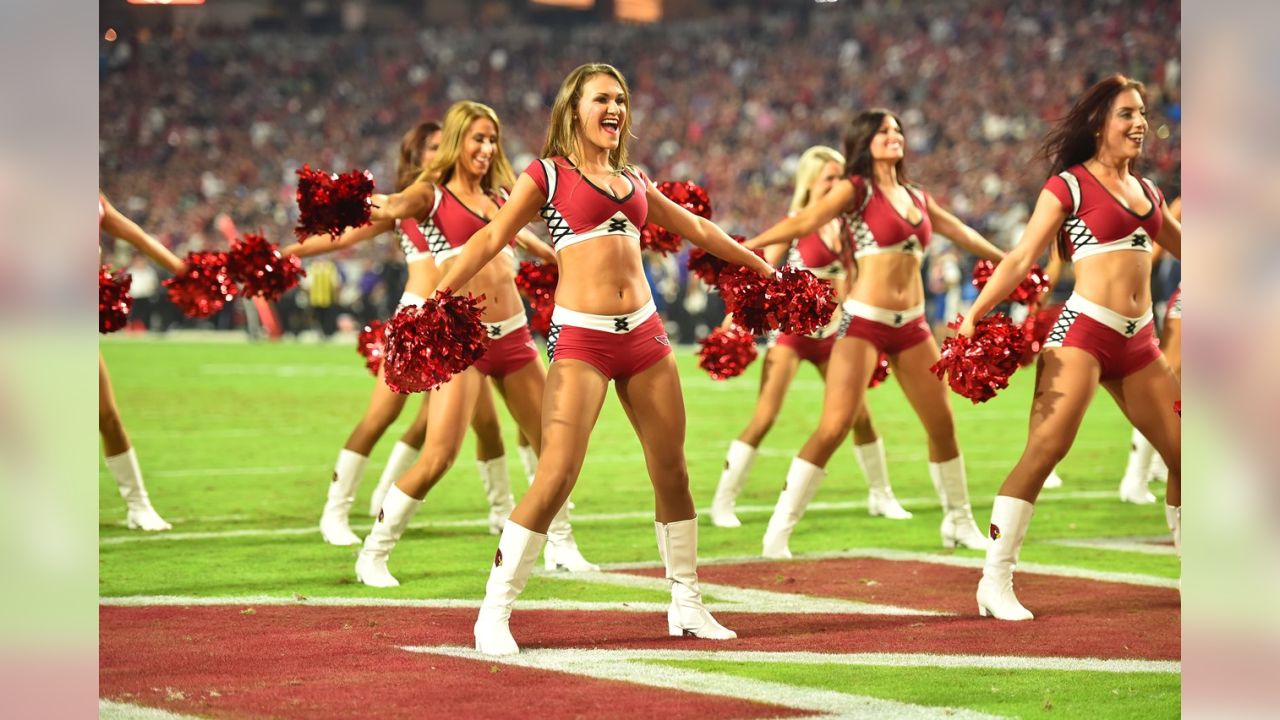 Team Spotlight: KC Chiefs Cheerleaders' New Red Uniforms