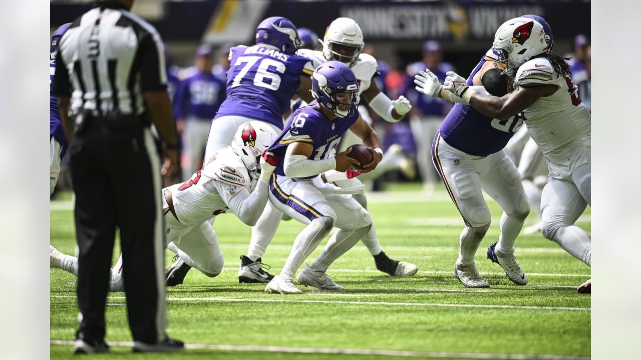 Arizona Cardinals quarterback Clayton Tune (15) throws against the  Minnesota Vikings during the first half of an NFL preseason football game,  Saturday, Aug. 26, 2023, in Minneapolis. (AP Photo/Bruce Kluckhohn Stock  Photo - Alamy