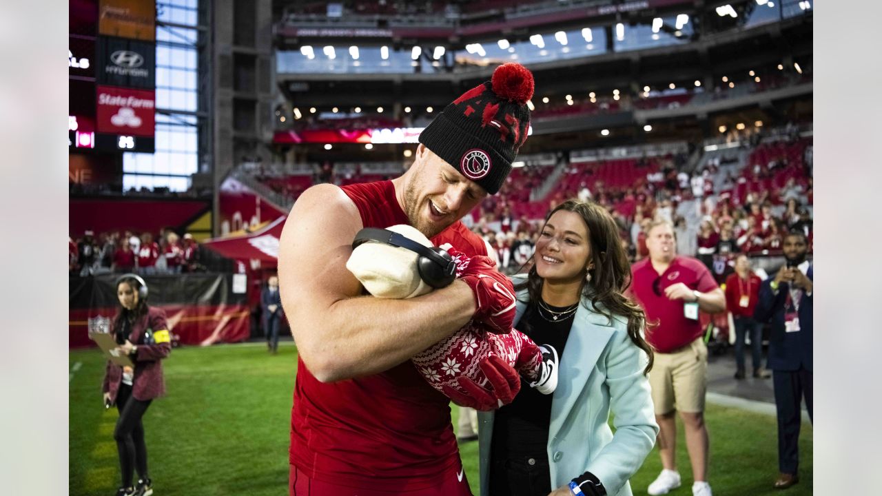 J.J. Watt to Cardinals: Daughter of franchise legend gives 'blessings' as  team unretires No. 99 jersey 