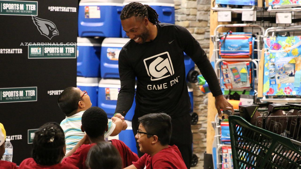 For Needy Kids Larry Fitzgerald Delivers With Scholarships
