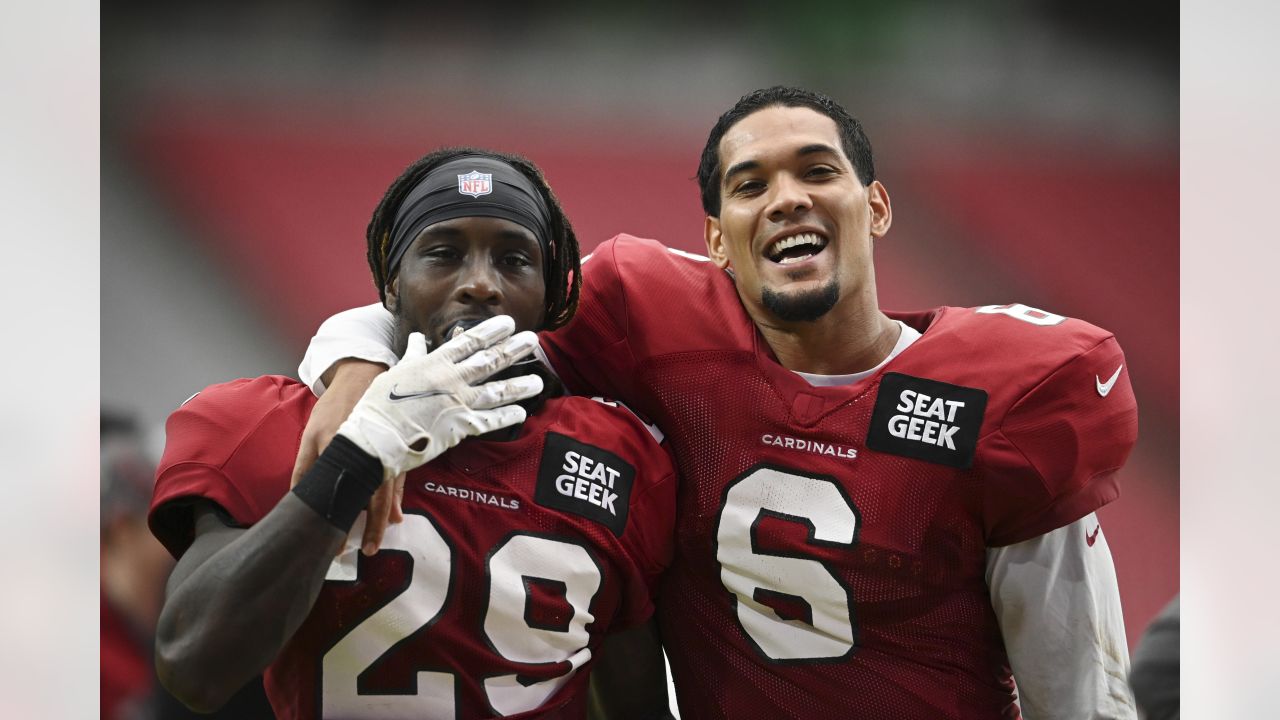 Cardinals star backer Isaiah Simmons growing comfortable with