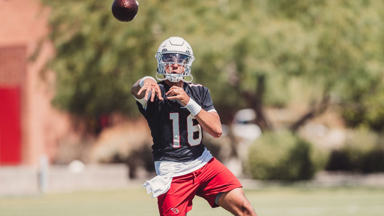 Falcons have signed three minicamp tryout players