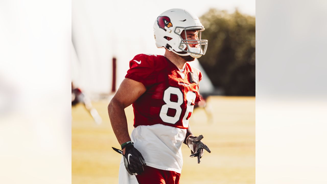 Arizona Cardinals tight end Zach Ertz (86) while playing the Seattle  Seahawks during an NFL Professional Football Game Sunday, Jan. 9, 2022, in  Phoenix. (AP Photo/John McCoy Stock Photo - Alamy