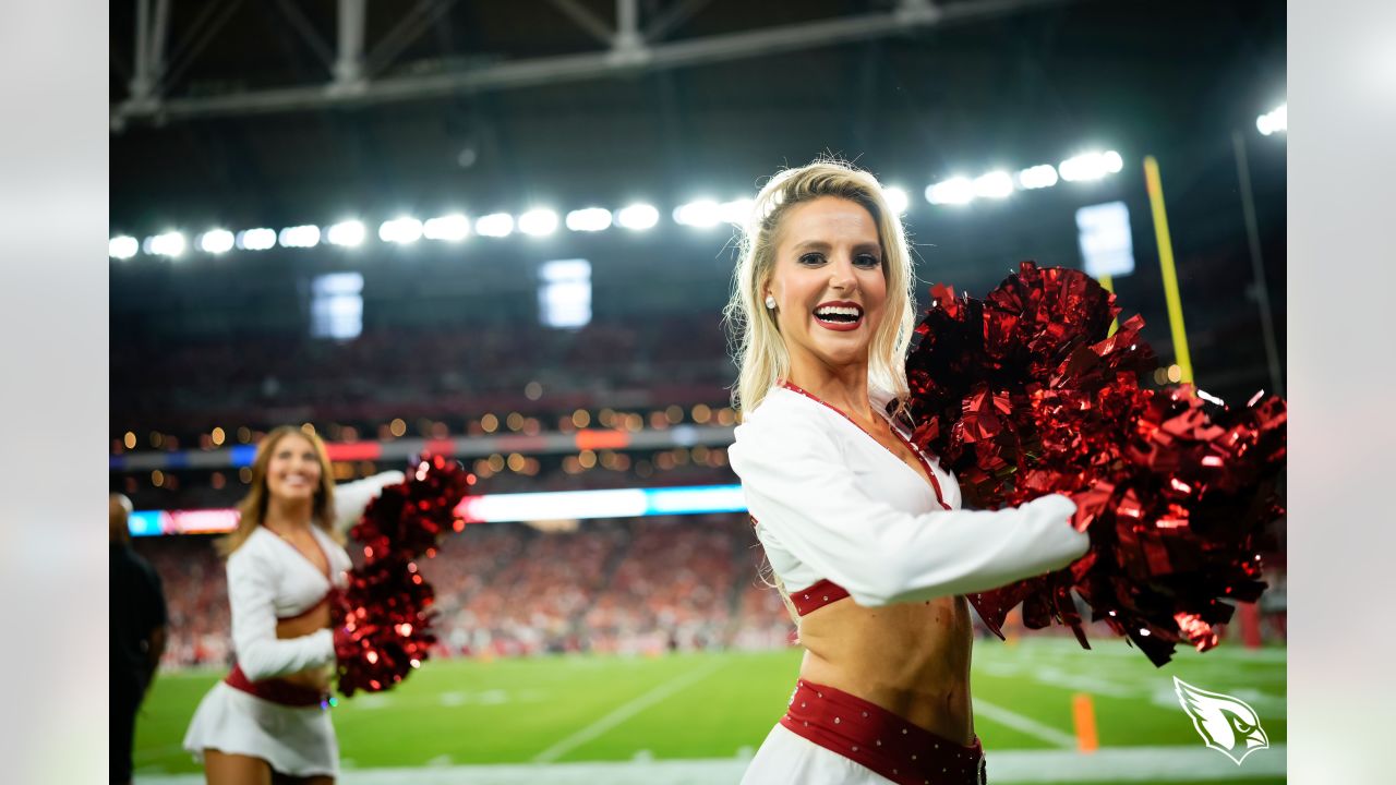 Photos: Chiefs Cheerleaders from Pre Season Week 2 vs. The