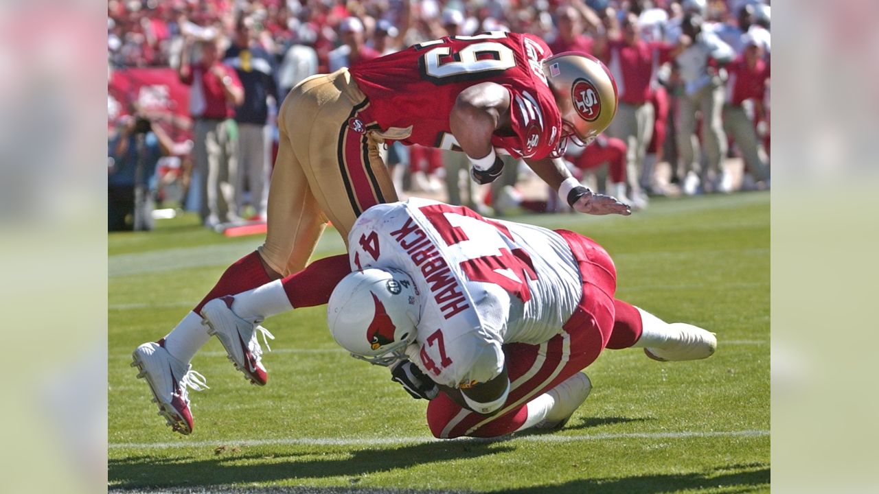 San Francisco 49ers WR Michael Crabtree (15) gains 19 yards on an Alex  Smith pass in the second quarter against the St. Louis Rams at Candlestick  Park in San Francisco on November