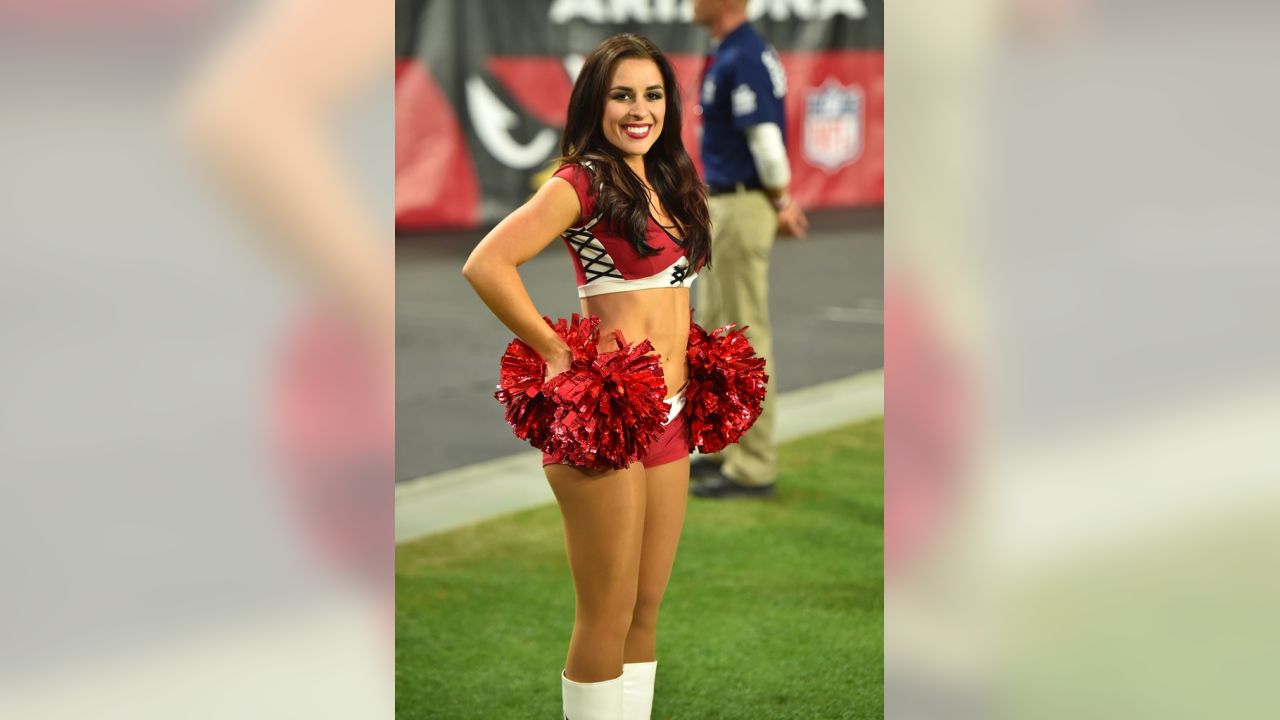 Meet Jenna: ER Nurse and Former Arizona Cardinals Cheerleader