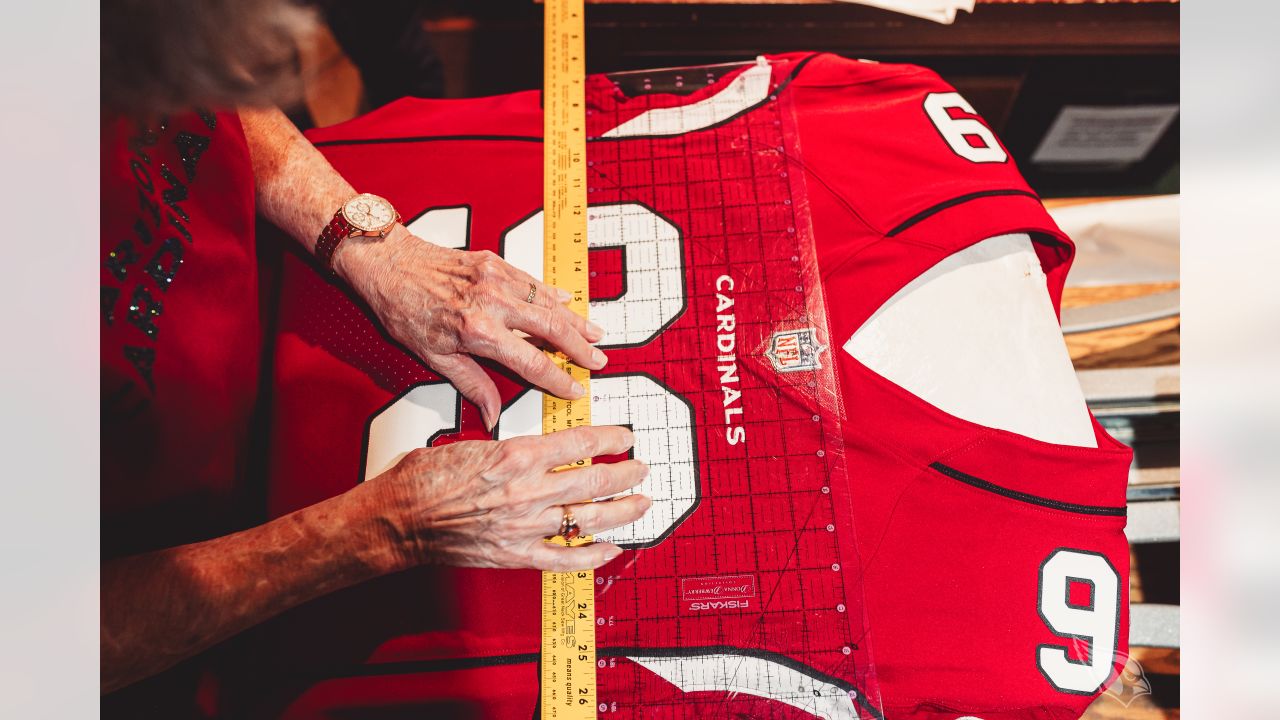 Cardinals' J.J. Watt and Kyler Murray rank top-40 in NFL jersey sales