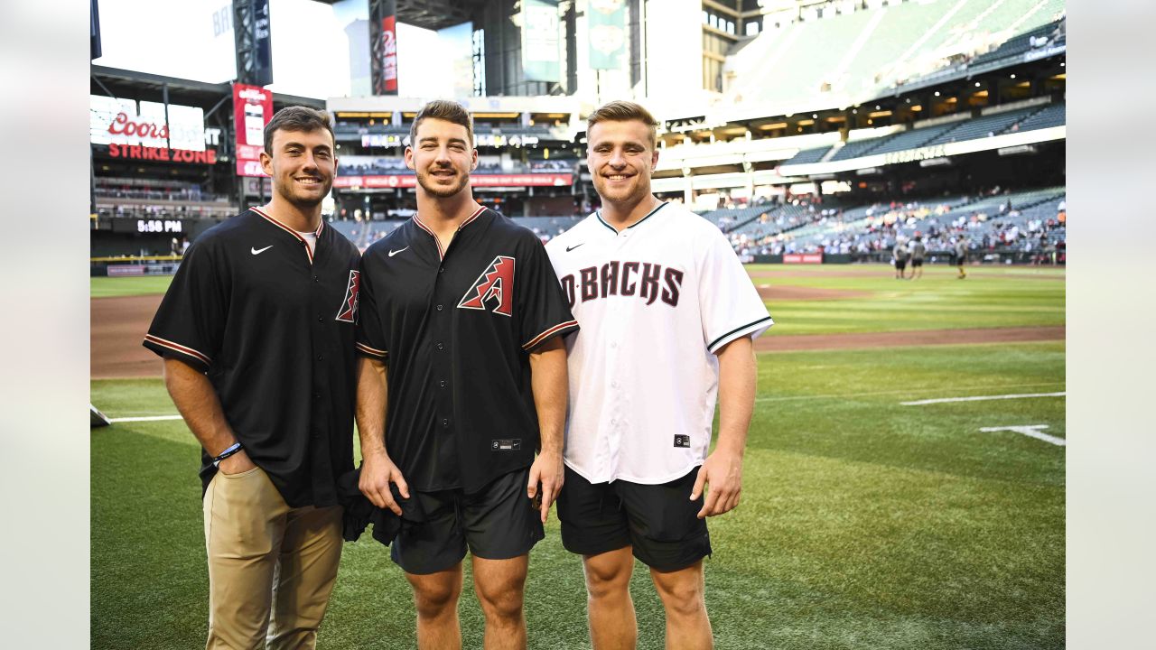 Paris Pitch Highlights Rookie Night At The Ballpark